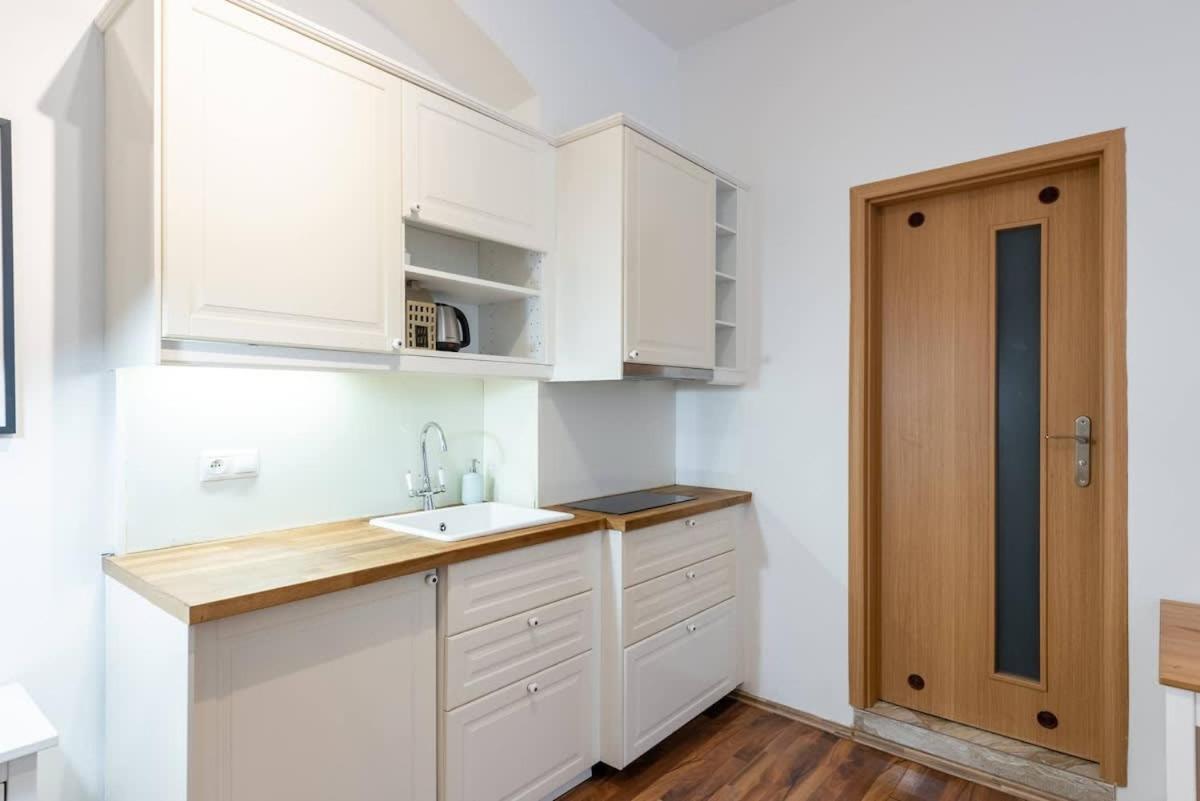 Apartmán Beautiful Cozy Gem Near Old Town Praha